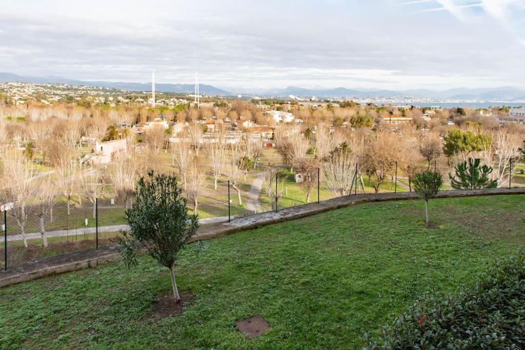 A7- 2 Bdr Sea & Mountain View - Ac, Parking, Pool & Terrace Apartment Antibes Exterior photo